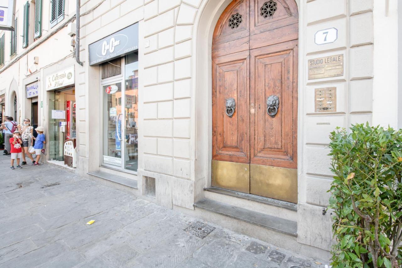 Piazza San Marco Studio Flat Florence Exterior photo